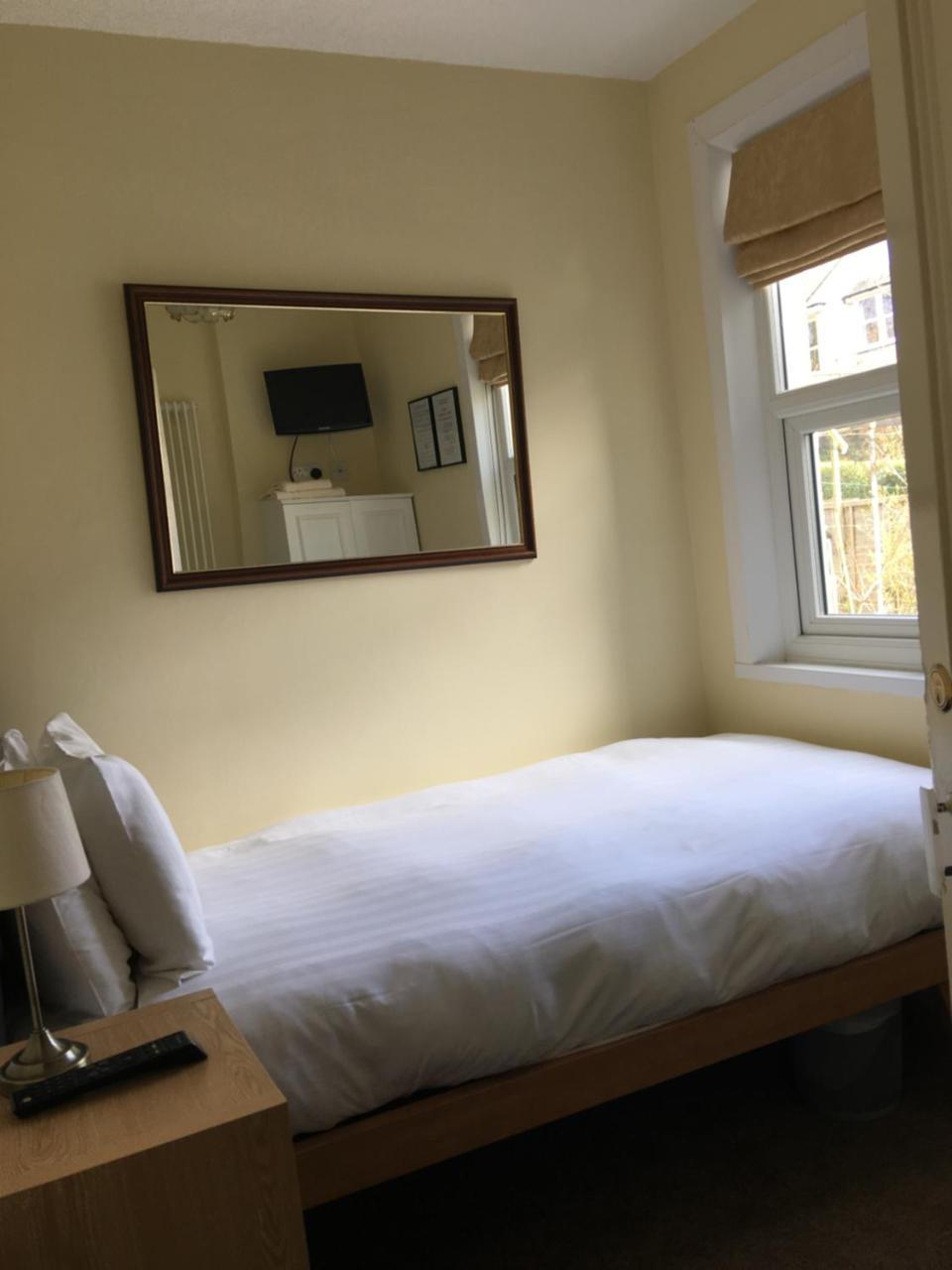 Lincoln Guest House Keswick  Esterno foto